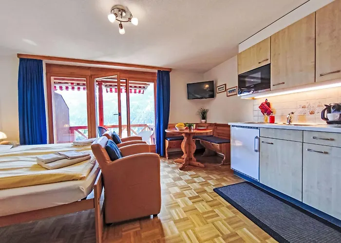 アパート Rose Y By Interhome ヴェンゲン